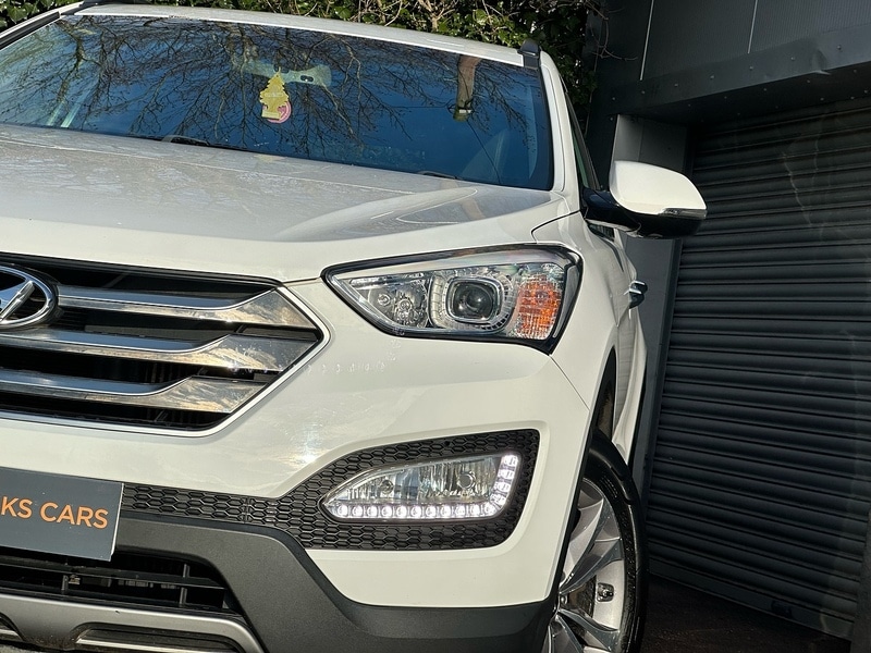 Used Hyundai Santa Fe 2015 for sale - 77089506: Photo 46