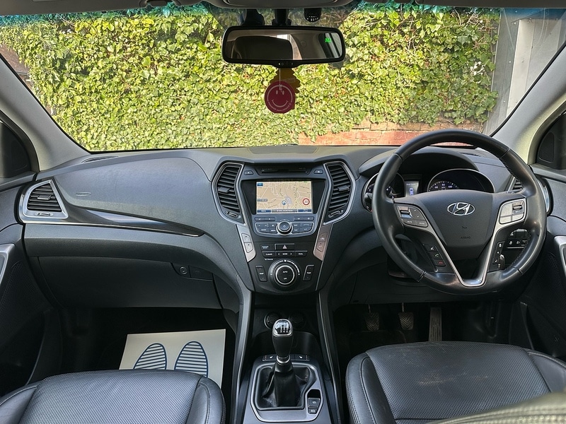 Used Hyundai Santa Fe 2015 for sale - 77089506: Photo 8