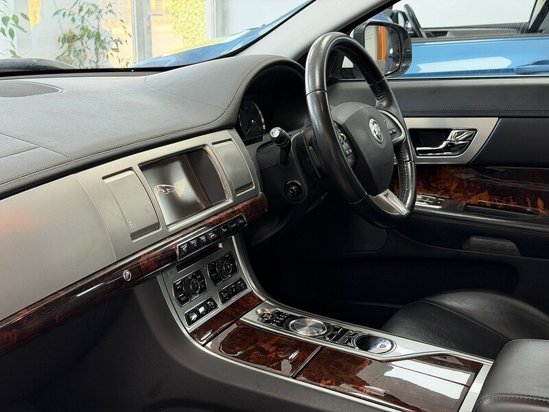 Used Jaguar XF 2013 for sale - 77689224: Photo 8