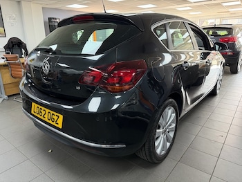 Used Vauxhall Astra 2012 for sale - 79197787: Photo