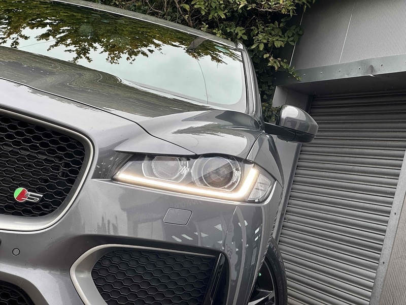 Used Jaguar F-Pace 2017 for sale - 76376388: Photo 24