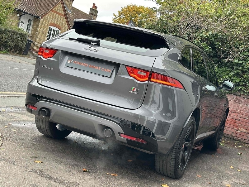 Used Jaguar F-Pace 2017 for sale - 76376388: Photo 28