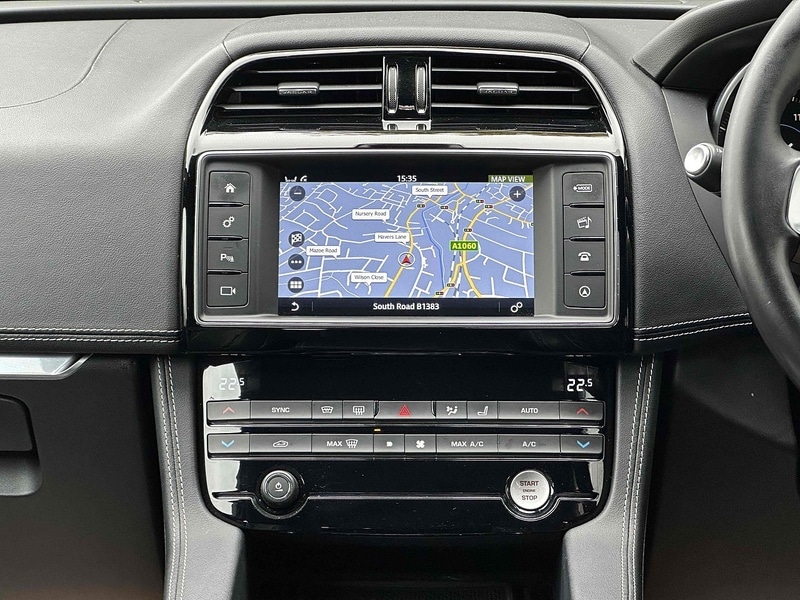 Used Jaguar F-Pace 2017 for sale - 76376388: Photo 33