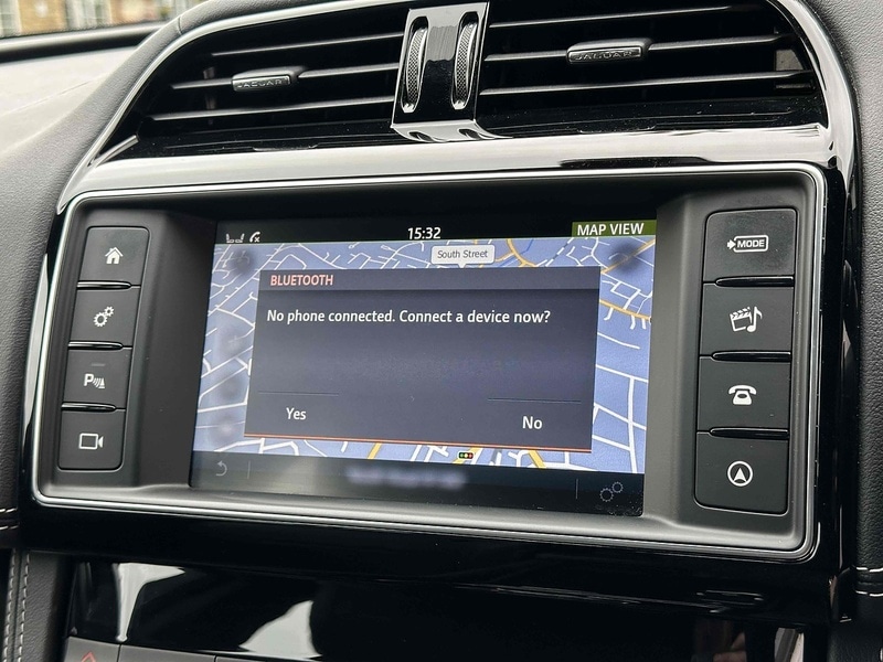 Used Jaguar F-Pace 2017 for sale - 76376388: Photo 36