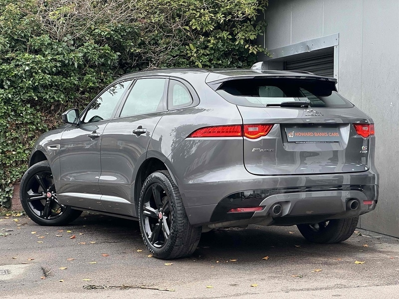 Used Jaguar F-Pace 2017 for sale - 76376388: Photo 4
