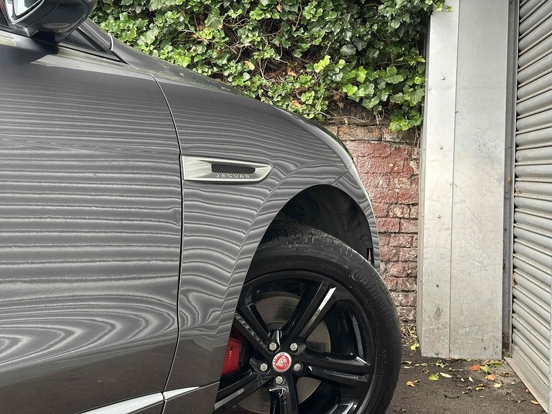 Used Jaguar F-Pace 2017 for sale - 76376388: Photo 64