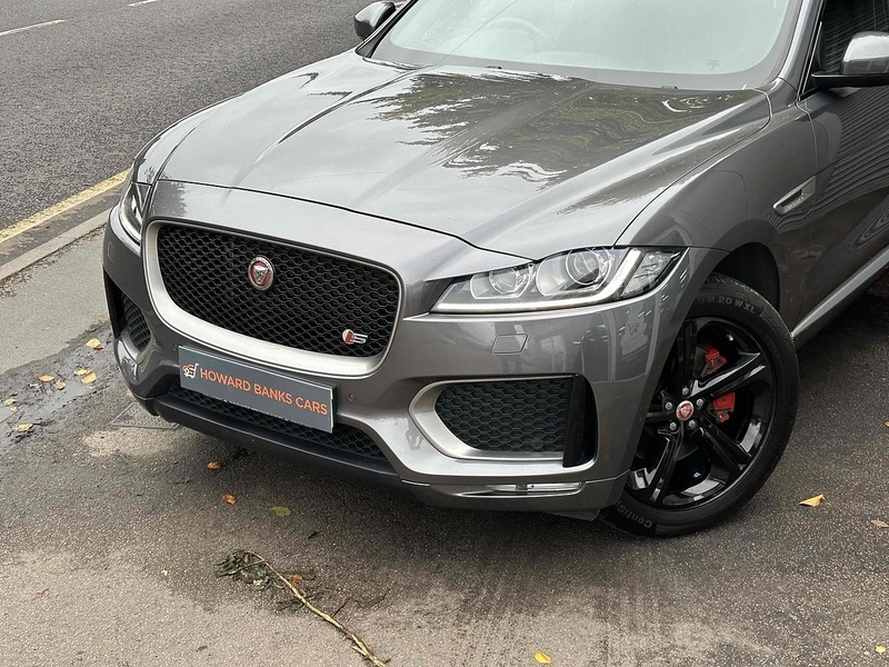 Used Jaguar F-Pace 2017 for sale - 76376388: Photo 65