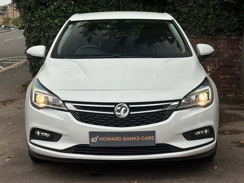 Used Vauxhall Astra 2019 for sale - 76253226: Photo 2