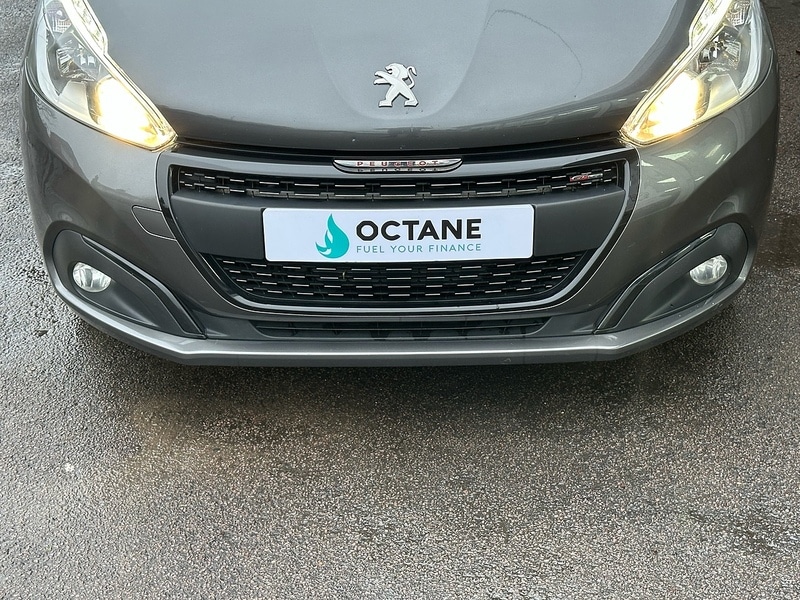 Used Peugeot 208 2019 for sale - 77379244: Photo 12