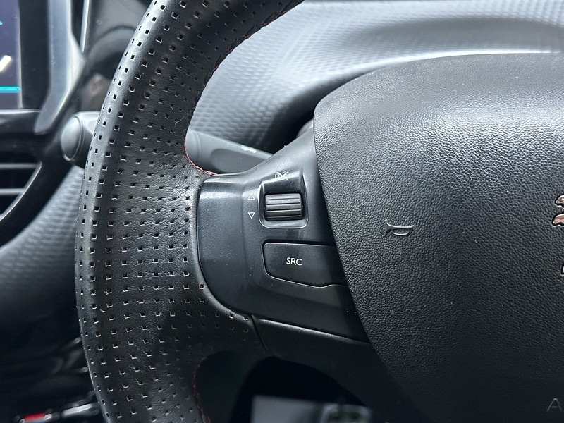 Used Peugeot 208 2019 for sale - 77379244: Photo 43