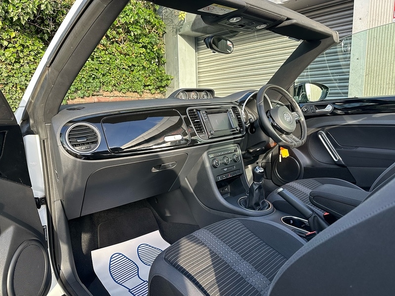 Used Volkswagen Beetle 2016 for sale - 76694280: Photo 23