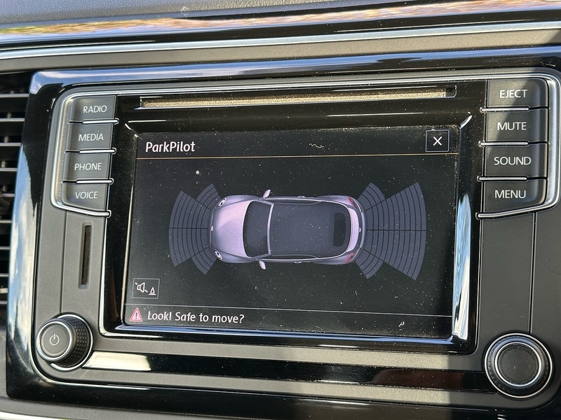 Used Volkswagen Beetle 2016 for sale - 76694280: Photo 27