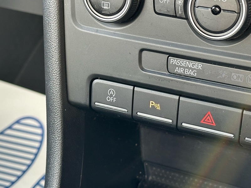 Used Volkswagen Beetle 2016 for sale - 76694280: Photo 31