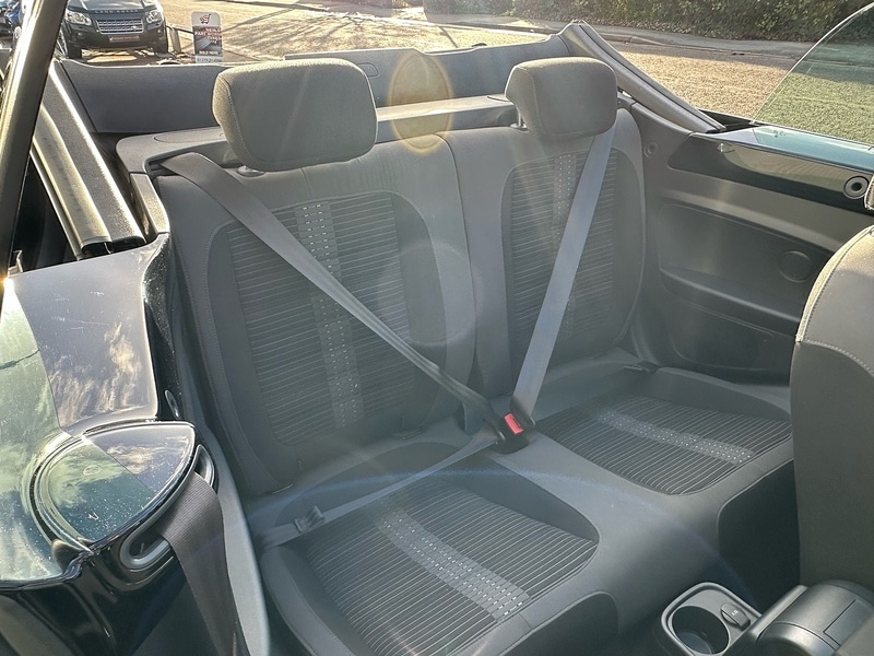 Used Volkswagen Beetle 2016 for sale - 76694280: Photo 34