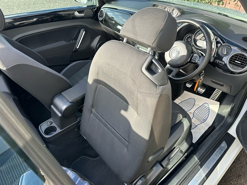 Used Volkswagen Beetle 2016 for sale - 76694280: Photo 35