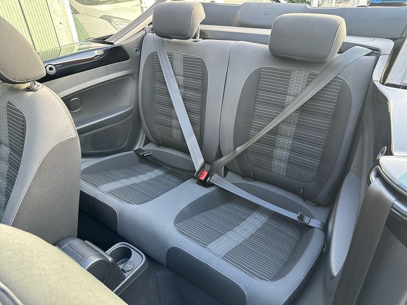 Used Volkswagen Beetle 2016 for sale - 76694280: Photo 36