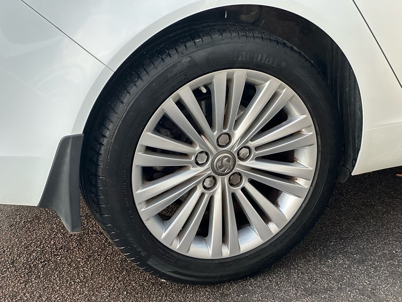 Used Vauxhall Insignia 2014 for sale - 76893052: Photo 19