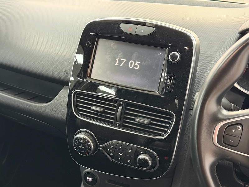 Used Renault Clio 2017 for sale - 77990117: Photo 6