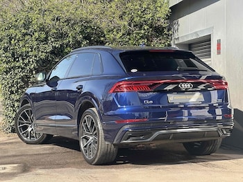Used Audi Q8 2023 for sale - 78713376: Photo