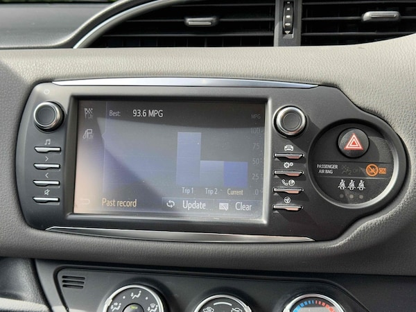Used Toyota Yaris 2019 for sale - 75009458: Photo 30