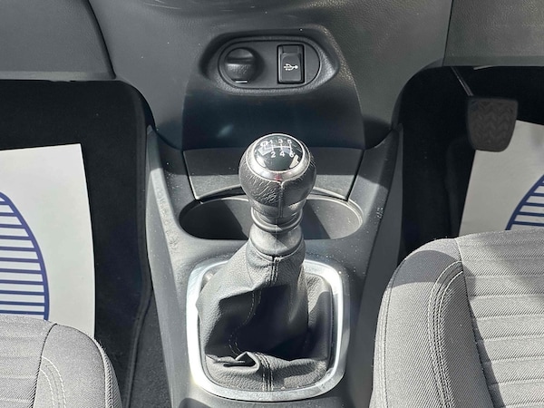 Used Toyota Yaris 2019 for sale - 75009458: Photo 45