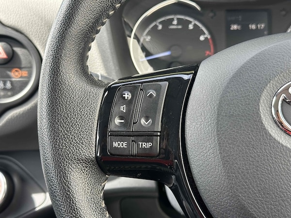 Used Toyota Yaris 2019 for sale - 75009458: Photo 47