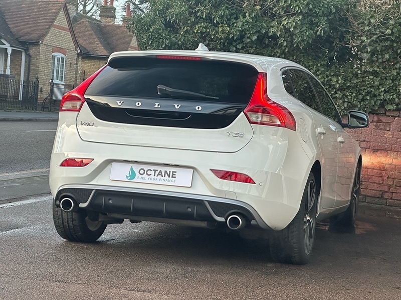 Used Volvo V40 2018 for sale - 77303243: Photo 16