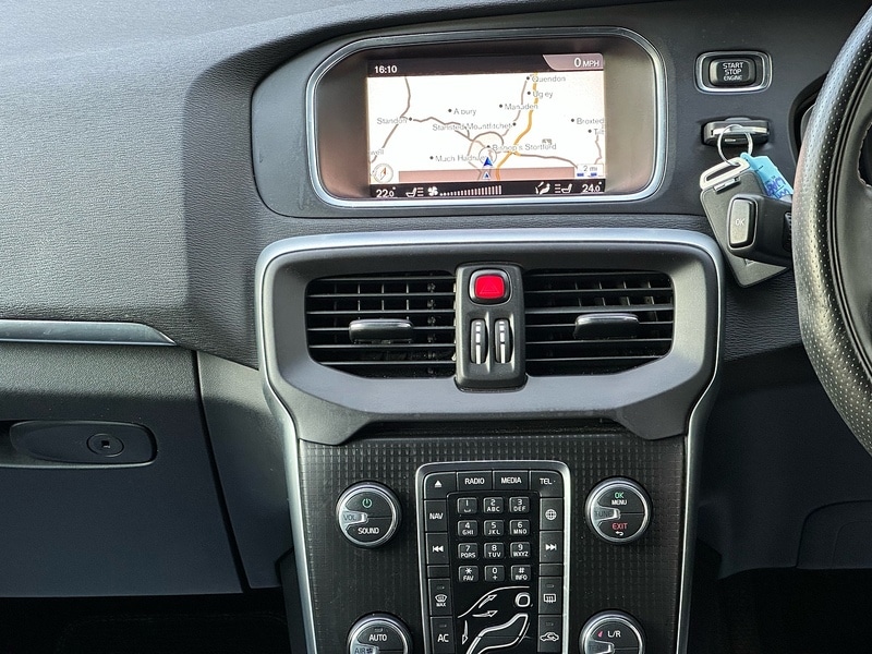 Used Volvo V40 2018 for sale - 77303243: Photo 25