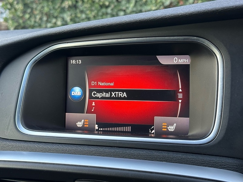 Used Volvo V40 2018 for sale - 77303243: Photo 29