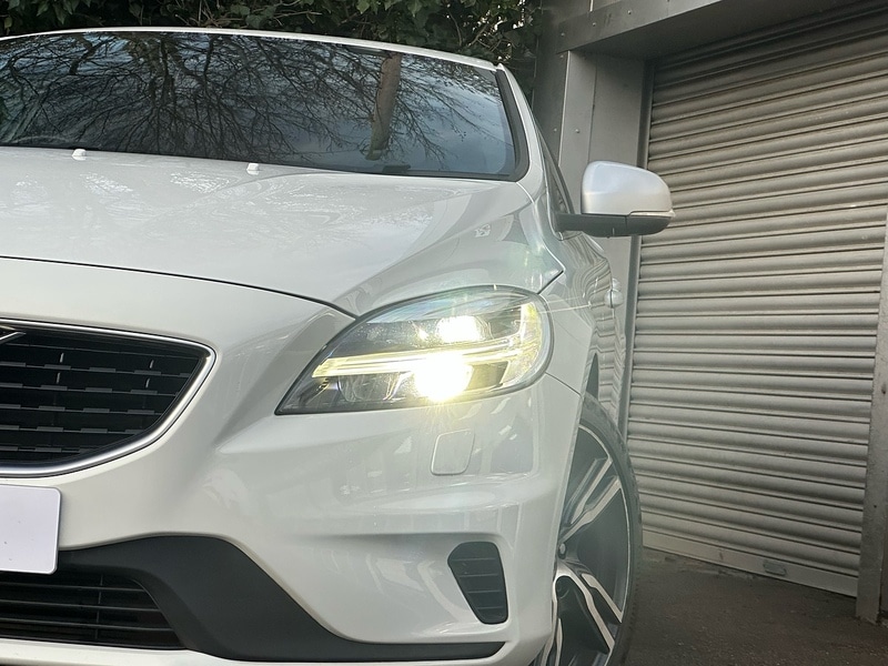 Used Volvo V40 2018 for sale - 77303243: Photo 50