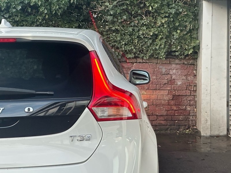 Used Volvo V40 2018 for sale - 77303243: Photo 52