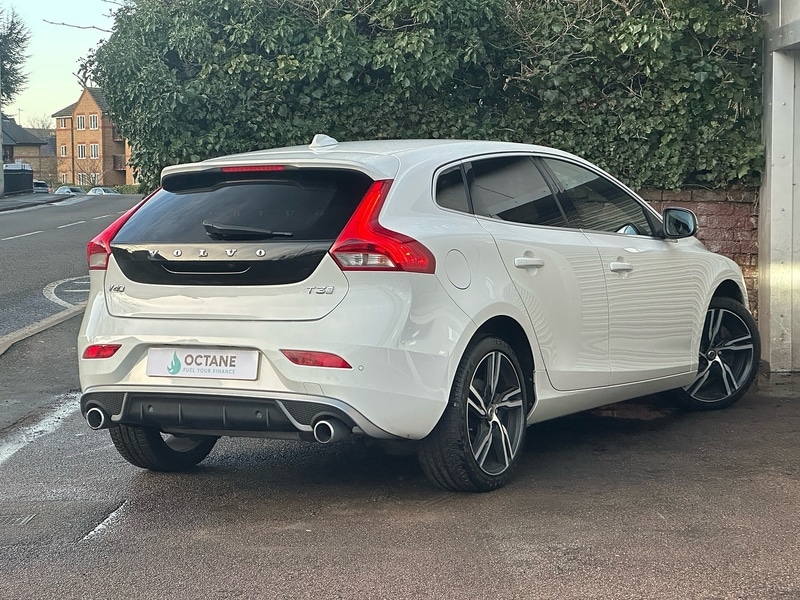Used Volvo V40 2018 for sale - 77303243: Photo 6