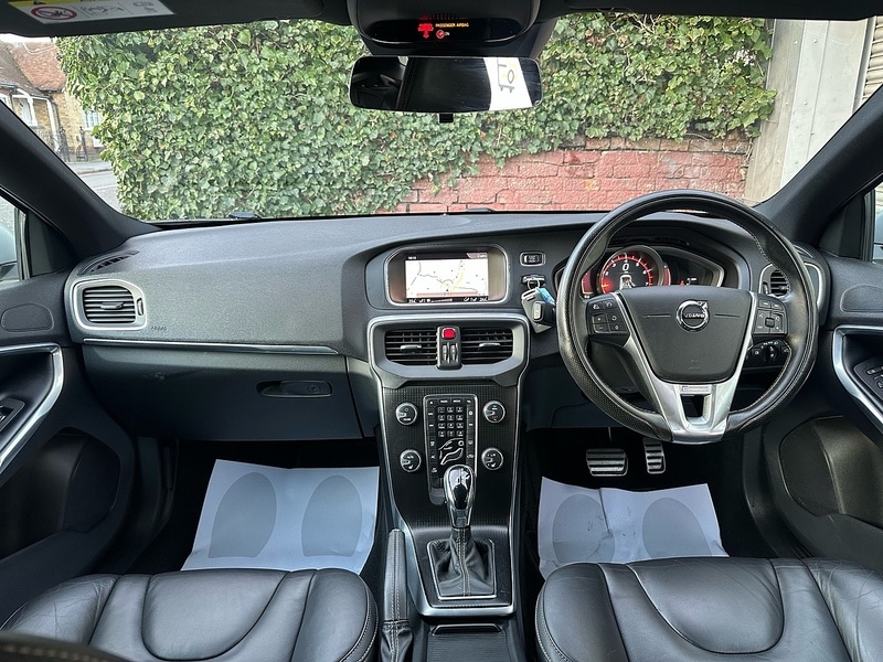 Used Volvo V40 2018 for sale - 77303243: Photo 8