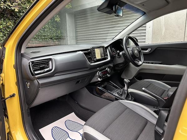 Used Kia Stonic 2018 for sale - 76182010: Photo 25