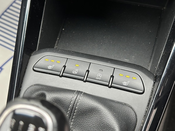 Used Kia Stonic 2018 for sale - 76182010: Photo 36