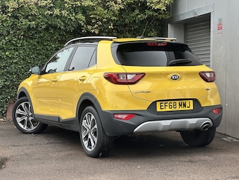 Used Kia Stonic 2018 for sale - 76182010: Photo 4