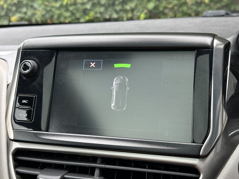 Used Peugeot 208 2014 for sale - 76518489: Photo 20