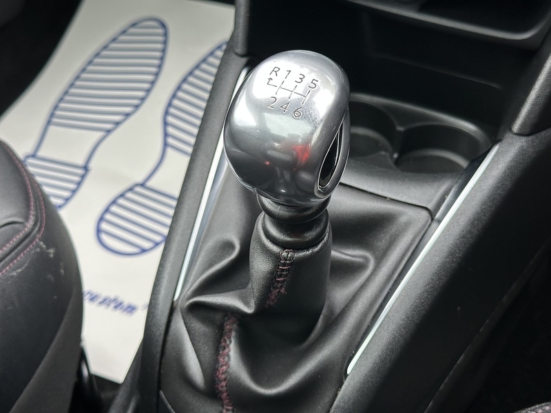 Used Peugeot 208 2014 for sale - 76518489: Photo 25