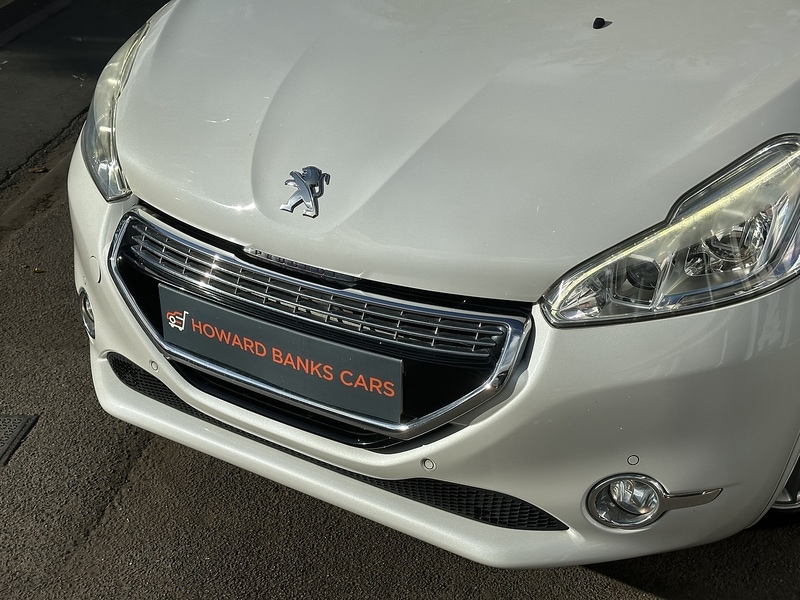 Used Peugeot 208 2014 for sale - 76518489: Photo 31