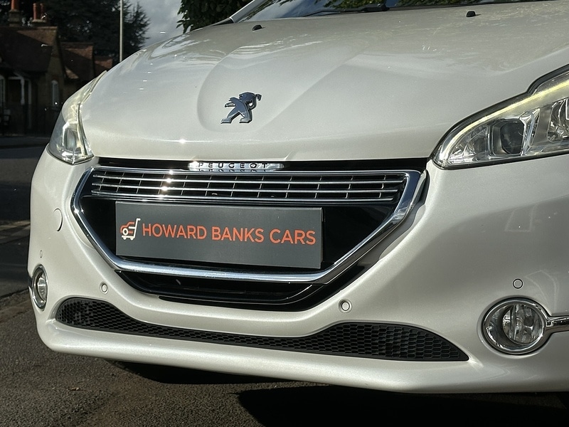 Used Peugeot 208 2014 for sale - 76518489: Photo 32