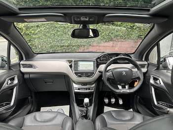 Used Peugeot 208 2014 for sale - 76518489: Photo