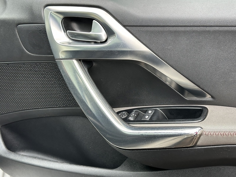 Used Peugeot 208 2014 for sale - 76518489: Photo 54