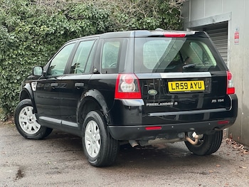 Used Land Rover Freelander 2 2009 for sale - 76973999: Photo