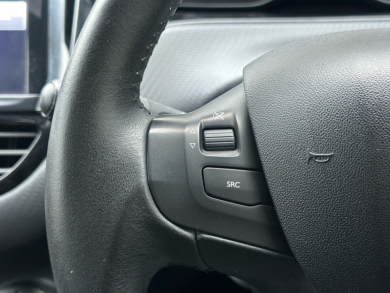 Used Peugeot 208 2017 for sale - 77490668: Photo 35