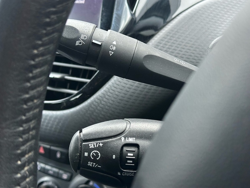 Used Peugeot 208 2017 for sale - 77490668: Photo 37