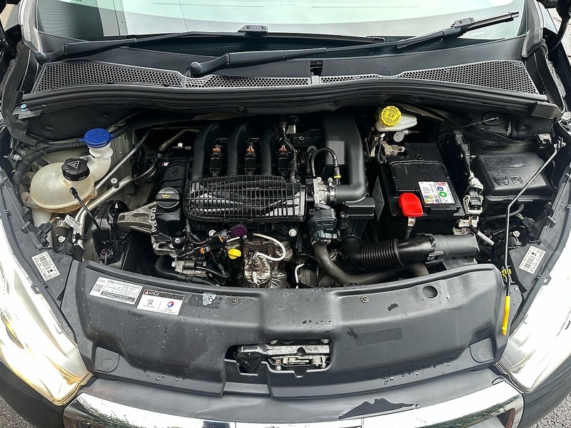 Used Peugeot 208 2017 for sale - 77490668: Photo 42