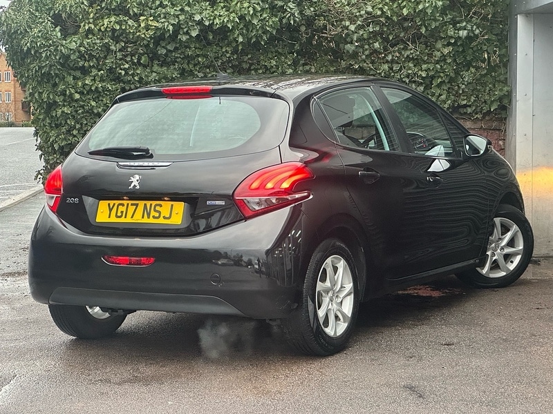 Used Peugeot 208 2017 for sale - 77490668: Photo 6