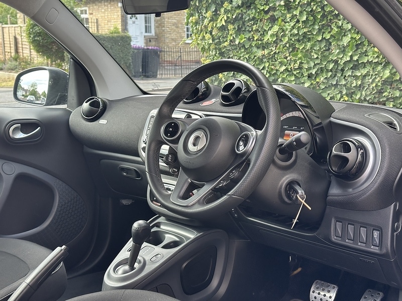Used smart fortwo 2019 for sale - 76982570: Photo 14