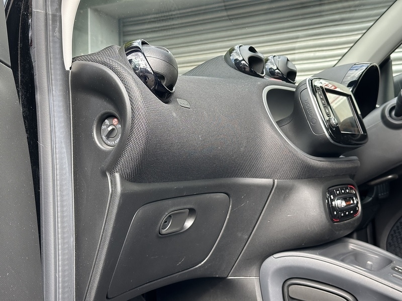 Used smart fortwo 2019 for sale - 76982570: Photo 25