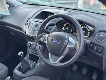 Used Ford Fiesta 2014 for sale - 76969743: Photo